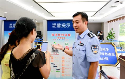 重庆出入境部门多举措解决群众“急难愁盼”-中国网