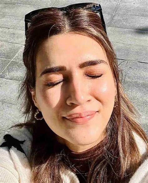 Stunningly sun-kissed: Bollywood divas who look fabulous in the sun’s ...