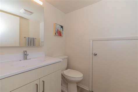 Gallery - Circle Park Apartments in Chicago, IL