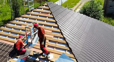 Do Metal Roofs Last Longer | The Tube