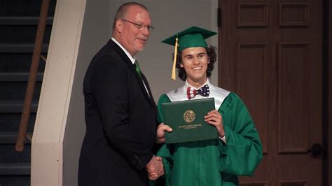 Watch Duck Dynasty Full Episodes, Video & More | A&E