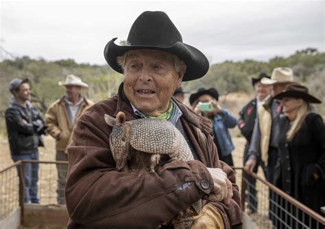 Who is Bee Cave Bob? Meet the critter that predicts Texas weather