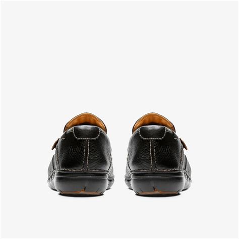 Womens Un Loop Black Leather Slip Ons Shoes | Clarks UK