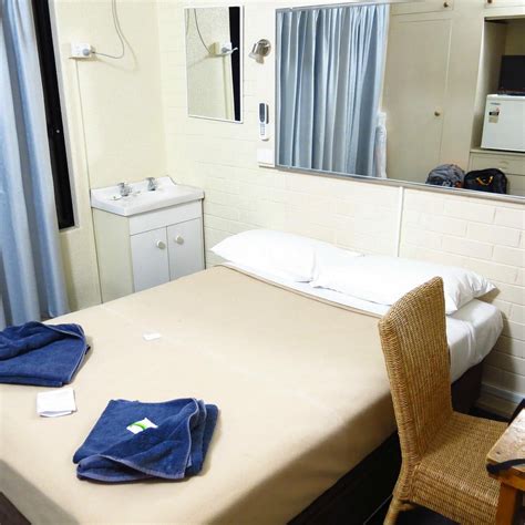 KINGSFORD RIVERSIDE INN (Brisbane) - Hotel Reviews, Photos, Rate ...