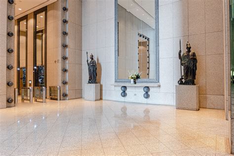 33 Whitehall Street - New York Offices