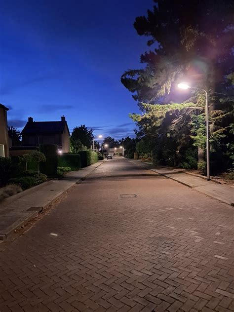 Neighborhood sidewalk at night : r/LiminalSpace