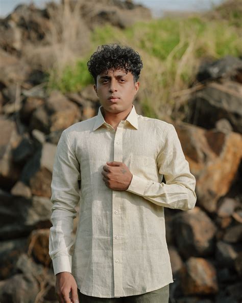 Light Yellow Pure Linen Solid Shirt – Swissfort