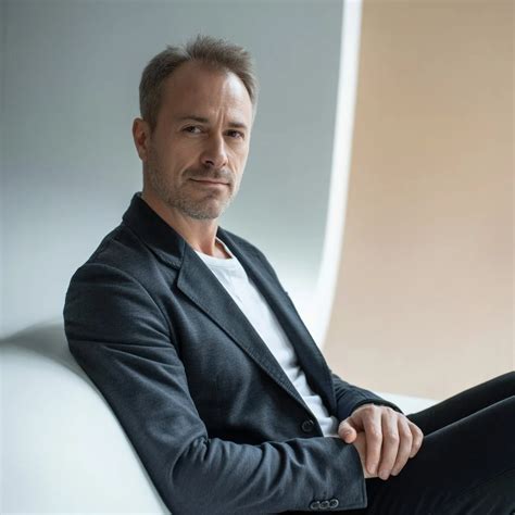 What Does TY Mean in Texting? Simple Meaning, Examples, and How to Use It