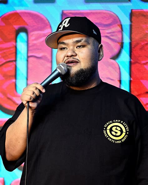 Stand-up comedian Ken Flores dies at 28: 'We lost a good one' - ABC News