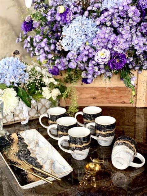 Buy Devnow Marquina Gold 1Pc 34X17Cm Platter 6Pcs Mug 250Ml Set of 7 ...