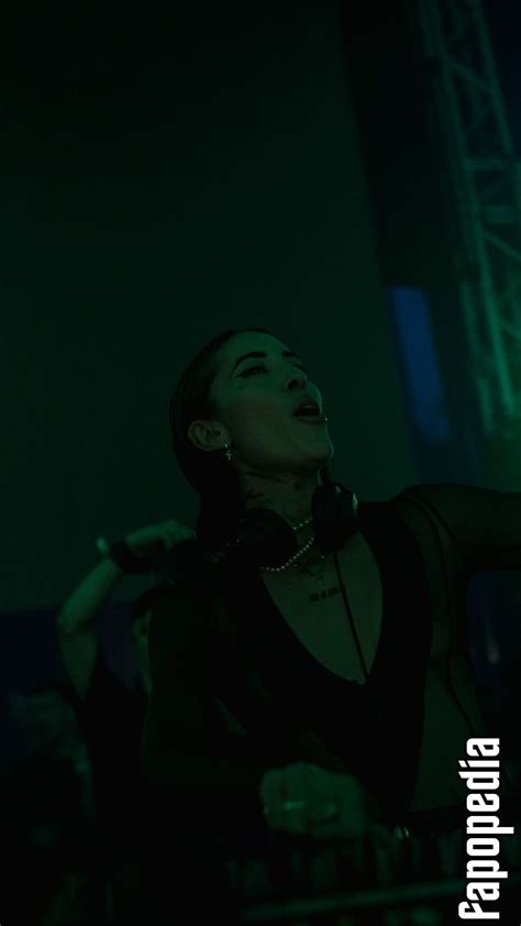 Indira Paganotto Nude Leaks - Photo #11439705 - Fapopedia