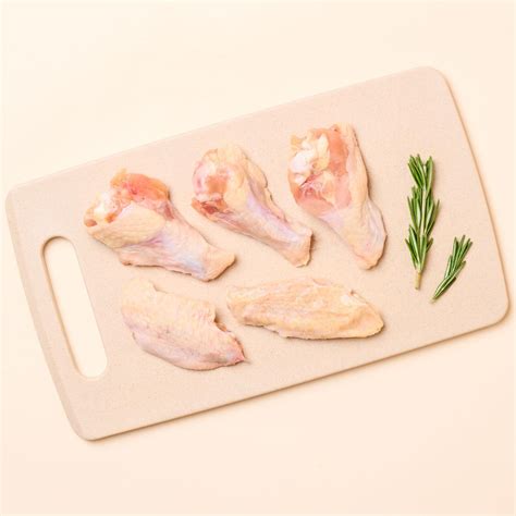 Heritage Chicken Party Wings, 32 Oz (2 Lbs)