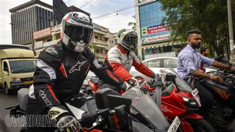 TVS Apache RR 310 vs KTM RC 390 comparison test - Overdrive