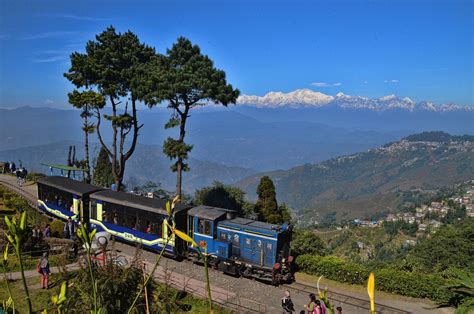 Darjeeling, West Bengal, India Tourism 2022| Hill Stations, Unesco Heritage, Monastery, Peak ...