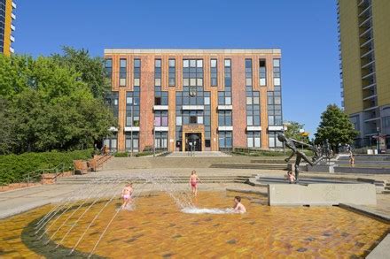 Local Government Building 的图像结果