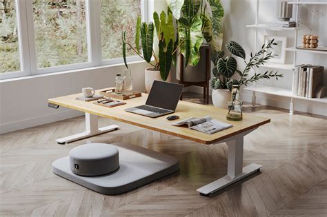 Desks for Small Spaces – Lowdesk