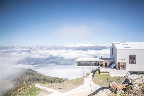 Skigebiet Kronplatz ⛷️ Skifahren in Südtirol mitten in den Dolomiten 🏔️