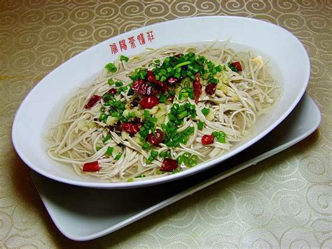 枫厨南湾鱼——有灵魂的信阳菜 让您一口吃回信阳！_河南频道_凤凰网