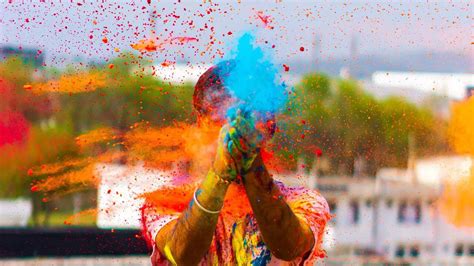 Happy Holi 2024: How To Download And Send Free Holi Images On WhatsApp ...