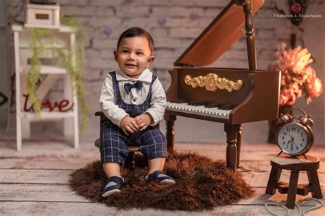 Grand Piano With Chair ( Premium Finish ) – Madras Prop Store