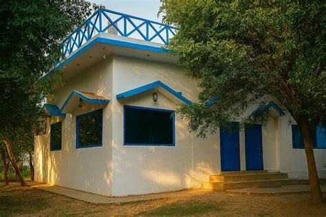 CHAMBAL WILDLIFE SAFARI LODGE (Bah) - Guesthouse Reviews, Photos, Rate ...
