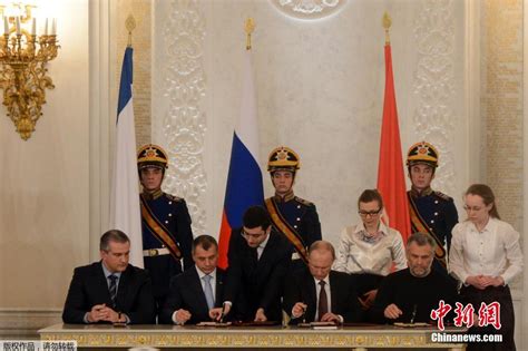 俄罗斯与克里米亚签署入俄条约[广东早晨]视频 _网络排行榜