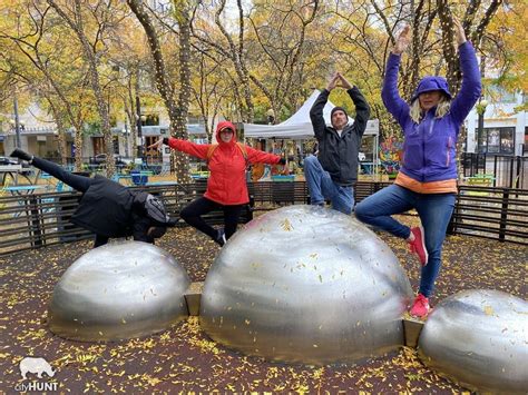 Team Building 的图像结果