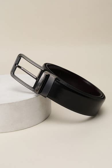 Buy Men Black Solid Formal Belt Online - 40090858 | Van Heusen