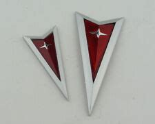 Buy 2004-2006 Pontiac GTO Front & Rear Arrow Emblem Trunk Lid 04-06 OE ...
