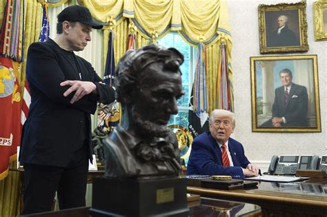 Trump Weighs Diddy Pardon as 50 Cent Objects | VT News