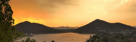 Home [www.bluehourstudios.in]