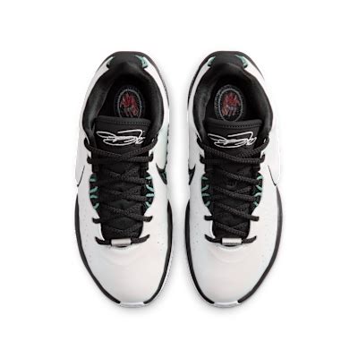 LeBron XXI 'Conchiolin' Older Kids' Basketball Shoes. Nike IN