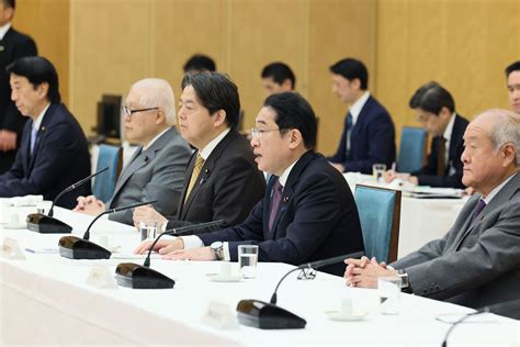 政治 的图像结果