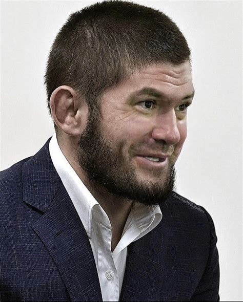 It's the beard with no mustache spell : r/ufc
