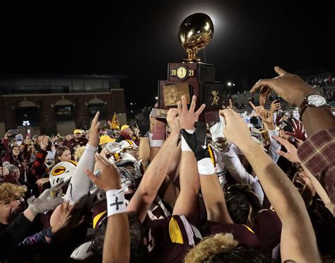 Oklahoma high school football scores, stats from fourth-round playoffs