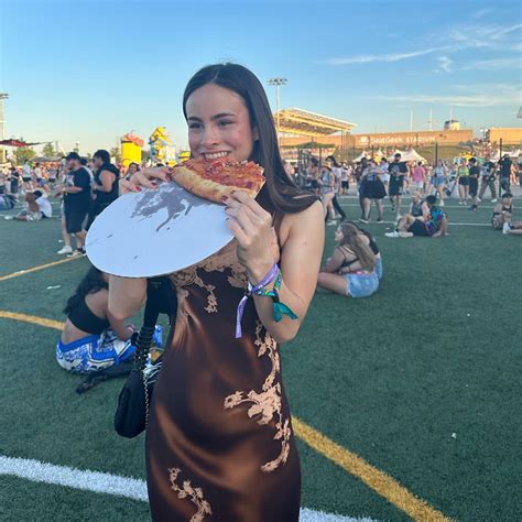 Sofia Elizabeth | is a personality hire | Instagram