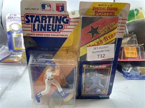 Lot - Nolan Ryan Starting lineup action figure