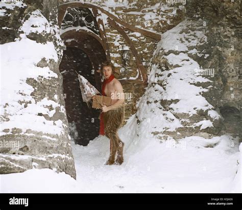 Mr tumnus narnia Banque de photographies et d’images à haute résolution - Alamy