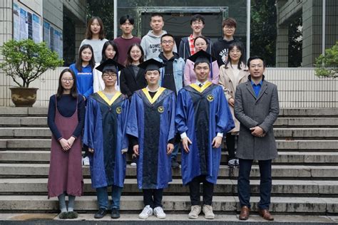 中国在线：南开大学首批全英文授课留学生硕士毕业-媒体南开-南开大学