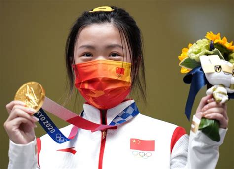外媒：中国选手杨倩赢得东京奥运会首枚金牌|杨倩|金牌|东京奥运会_新浪科技_新浪网
