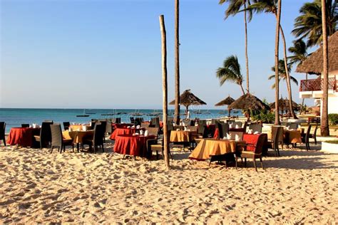 Waterfront Restaurant 的图像结果