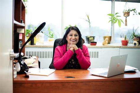 CNA - Careers - Gallery