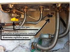 rubinetto di carico caldaia vaillant come riconoscere i tubi di allacciamento sotto la caldaia rubinetto di carico caldaia vaillant come riconoscere i tubi di allacciamento sotto la caldaia