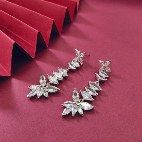 Buy Drop & Danglers Earrings Online At Best Price