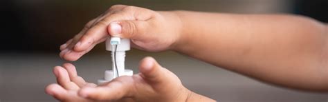 5 Reasons You Should Choose Hand Sanitizer Wisely - Herbalstrategi ...
