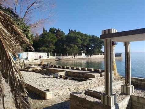 Ježinac (Beach) - Split (Meje)