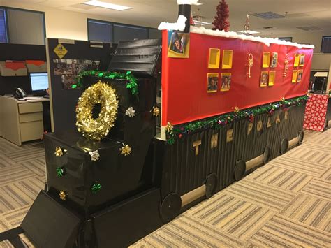 Pin by sneha ranebennur on Polar express theme Christmas decorations at ...