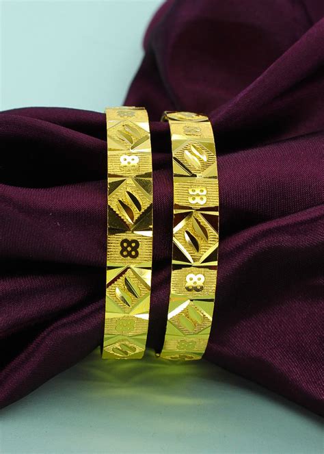 GLOSSY GOLD PLATED BANGLES – Sonchafa
