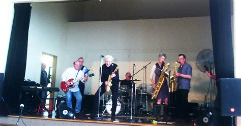 ItemWorld: Curtiss A echoes M-80; Maple Grove man lands off-Broadway ...