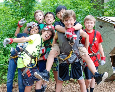 Adventure Theme Park 的图像结果